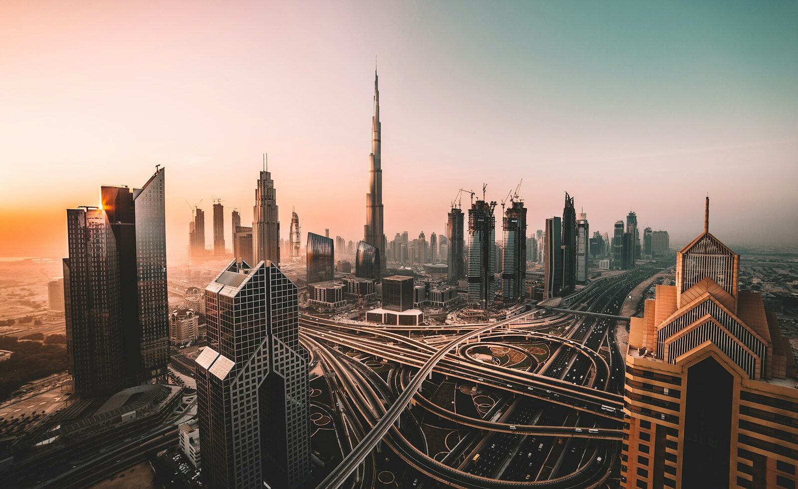 Dubai Leads the $10 Million Home Market. New York’s Latest Numbers Show Why Sellers Shouldn’t Get Cocky.
