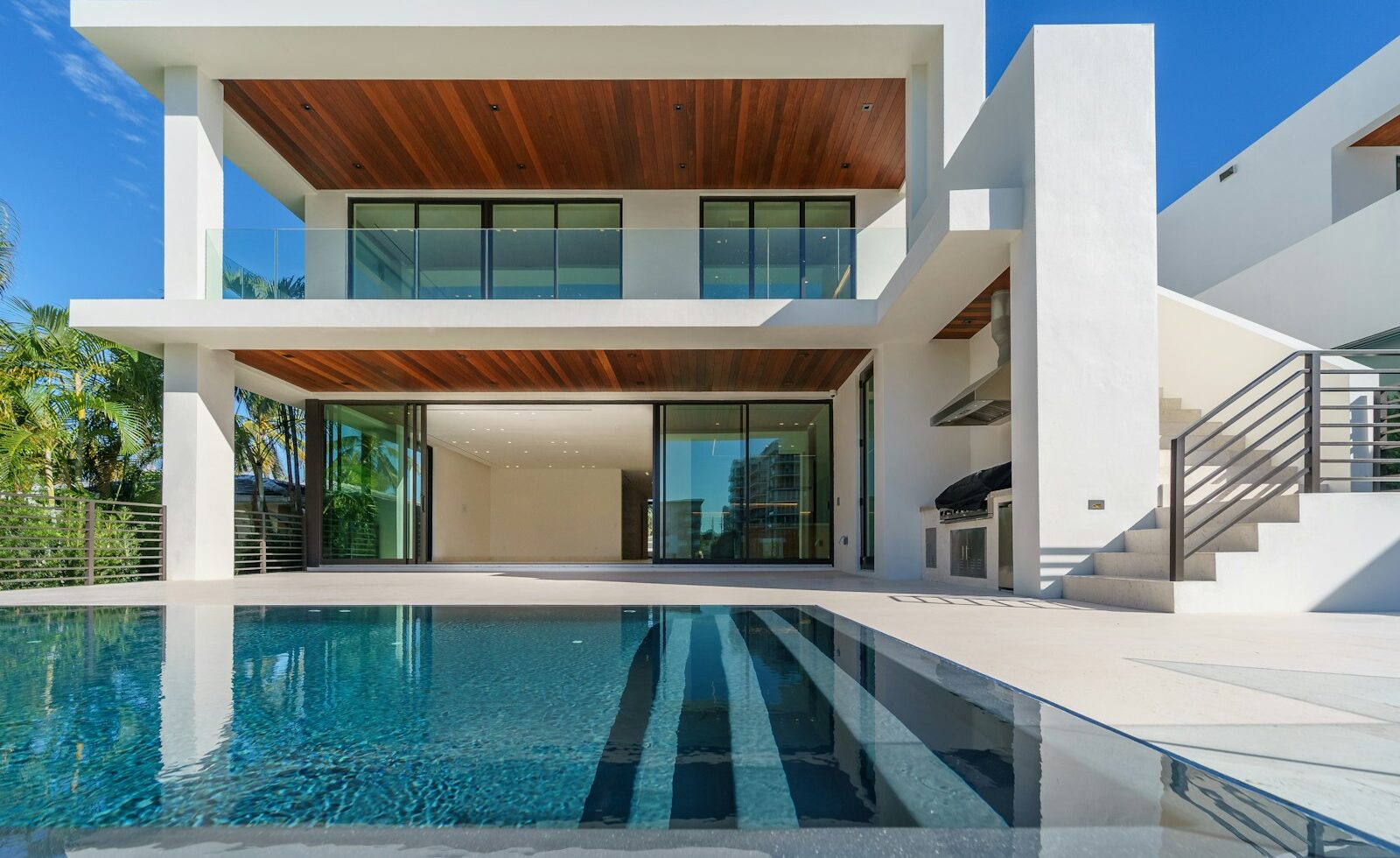 A $1.8 Billion Producer Leaves Compass. New Jersey’s Luxury Brokerage Fight Gets Bigger.