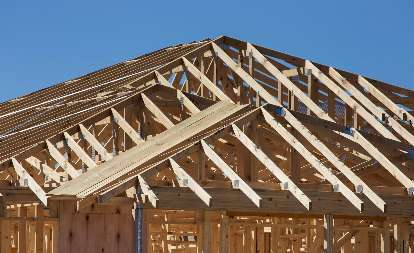 Robots Will Frame 1,250 D.R. Horton Homes. Eight Hours Per House Is the Bet.