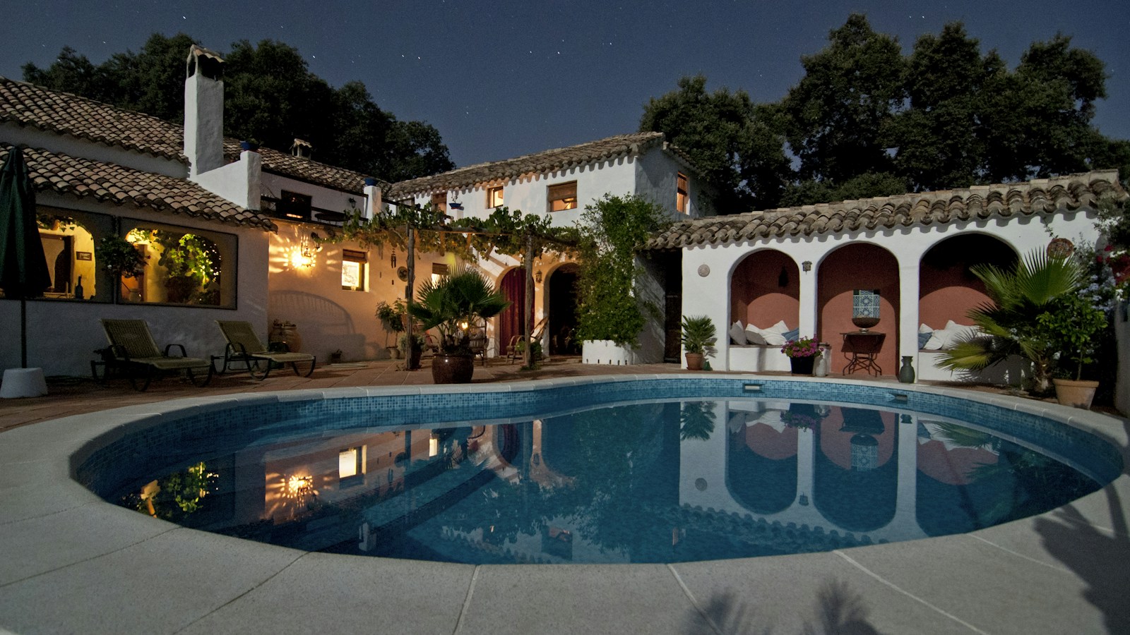 Las Vegas Home Prices Are Now Falling. Only One Major Market Is Doing Worse.