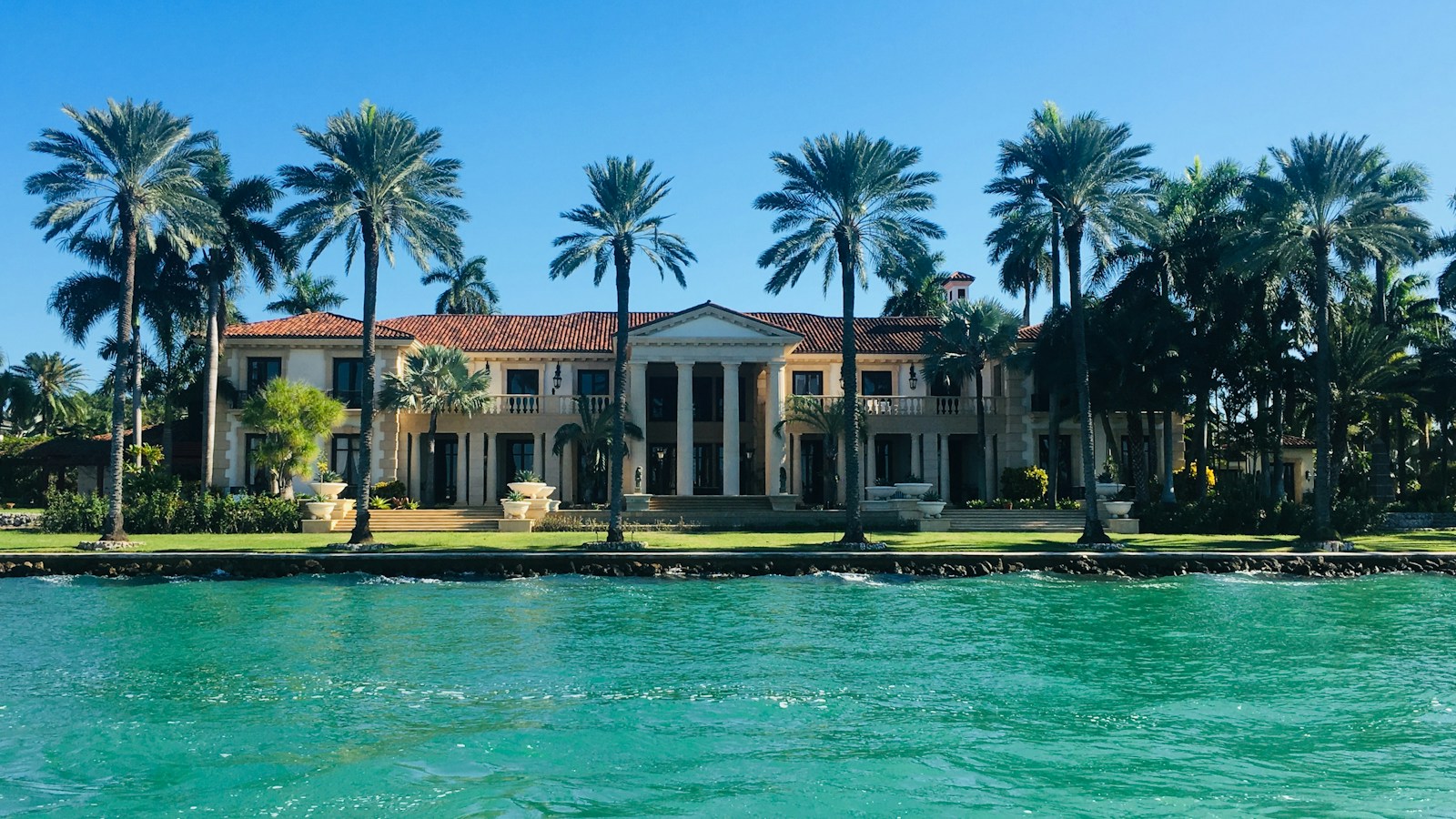Palm Beach’s “Ham and Cheese House” Is Under Contract. The Ask Was $105 Million.