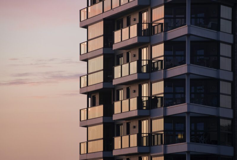 A Quarter of Texas’s Floating-Rate Apartment Loans Don’t Earn Enough to Pay the Mortgage. Most Are Still Current.